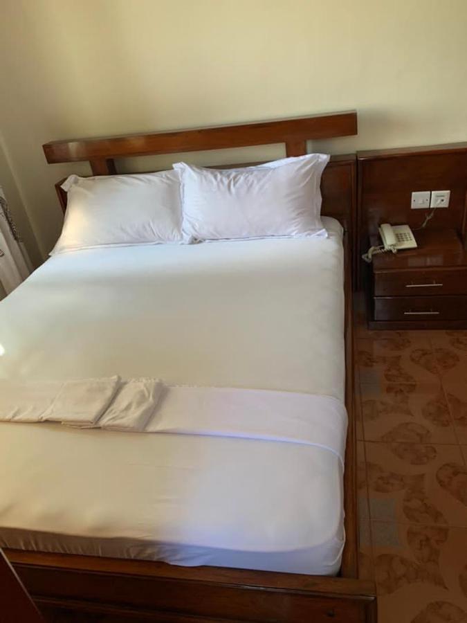 Coast View Resort Кігома Екстер'єр фото